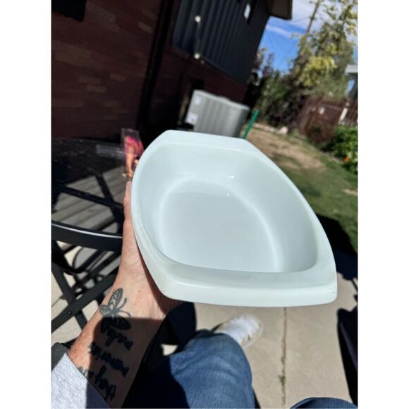 Vintage Pryex gold scroll Pyrex Golden honeysuckle 1.5 Qt baking dish 033 made i - Picture 12 of 12